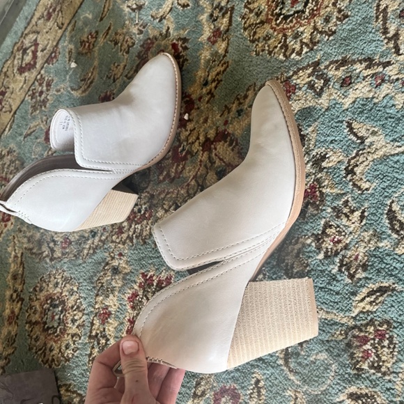 Jeffery Campbell Rosalee Bootie Size 11 - Picture 6 of 7